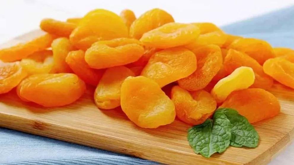 خواص برگه زردآلو در لاغری